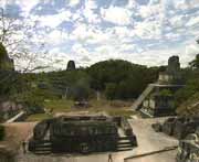 Blick von der nrdlichen Akropolis auf Tempel I, V und II